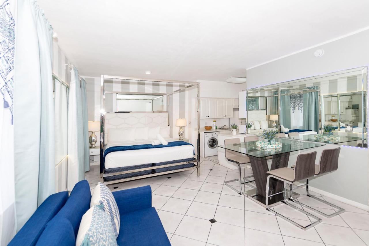 Apartments On Collins Miami Beach Exterior photo