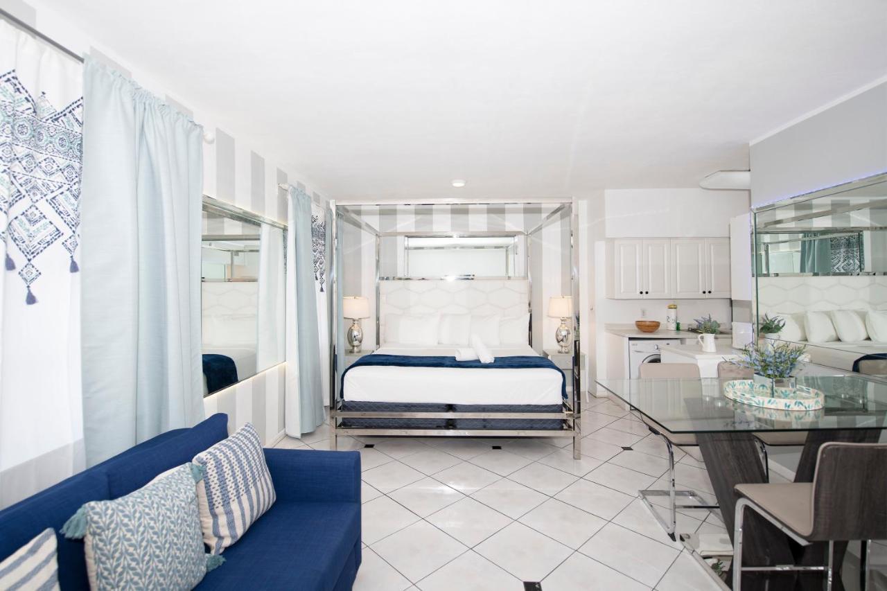 Apartments On Collins Miami Beach Exterior photo